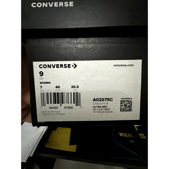 NEW WOMEN'S SIZE 9 CONVERSE CTAS CHUCK TAYLOR ALL STAR ULTRA RED A02075C - Picture 6 of 6